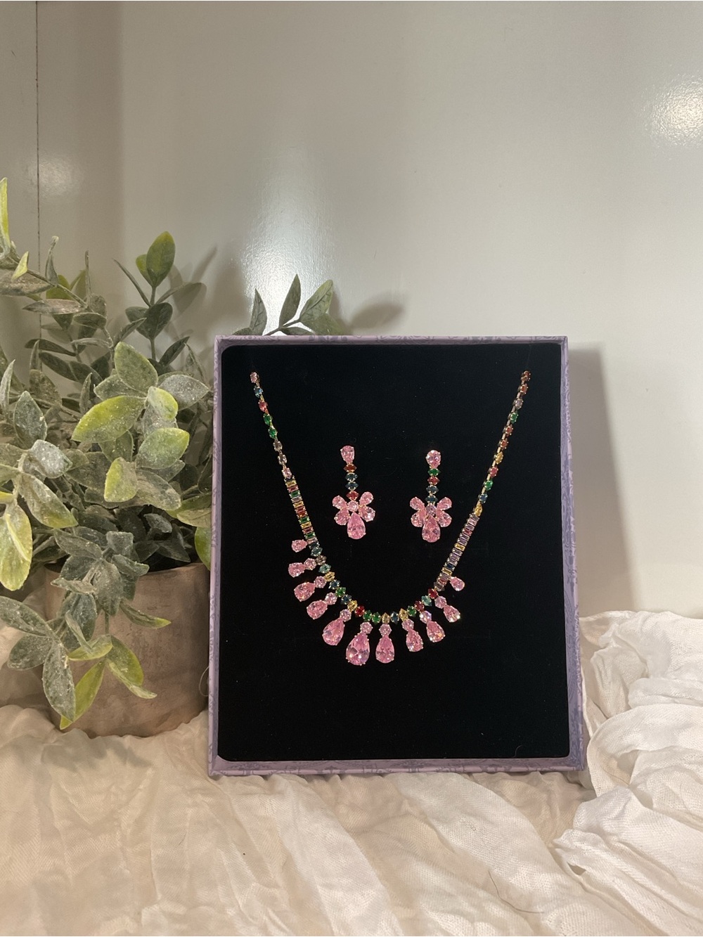 ✨ NWT Cubic Zirconia Multicolor Crystal Pink Teardrop Necklace & Earring Set ✨